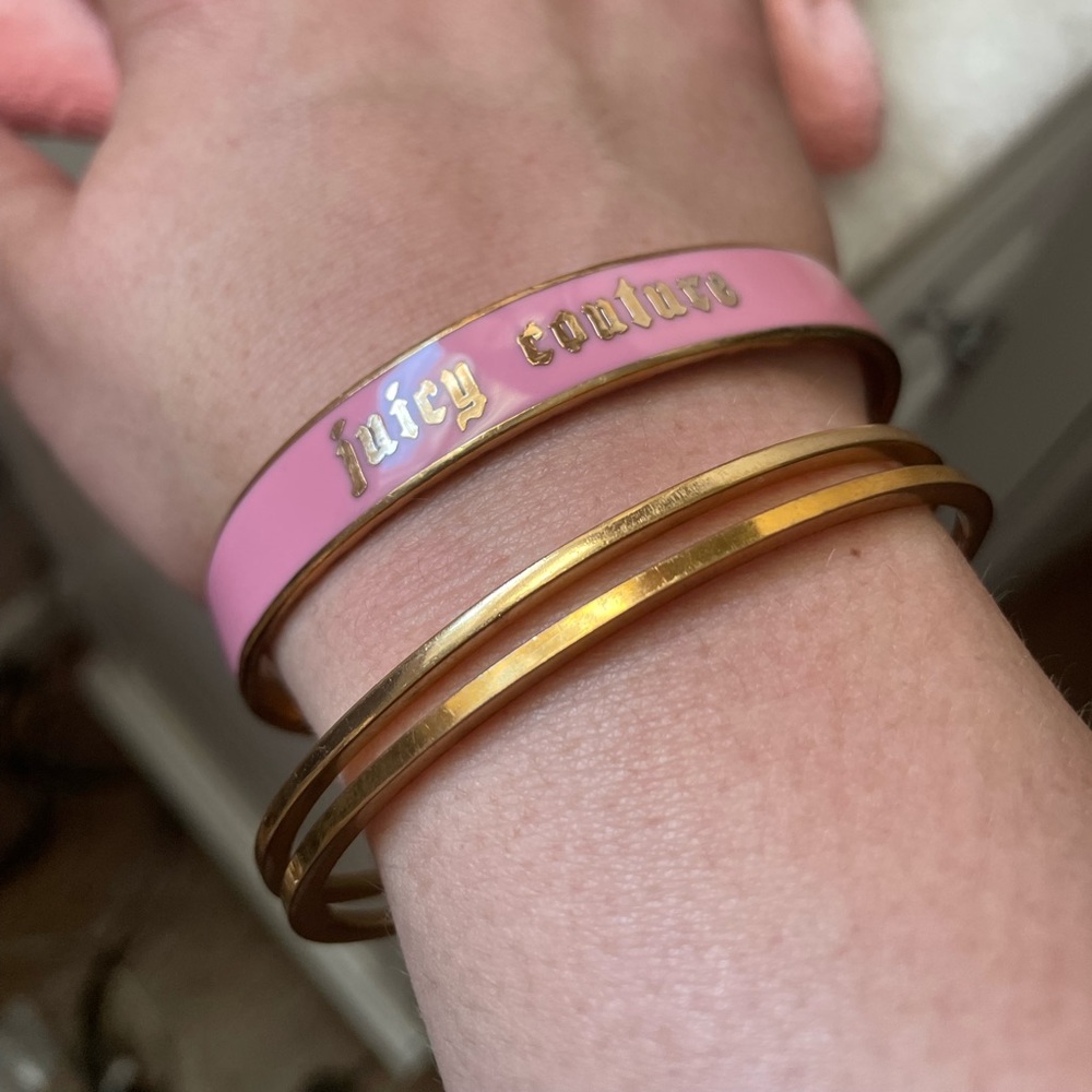 JUICY COUTURE BANGLES SET